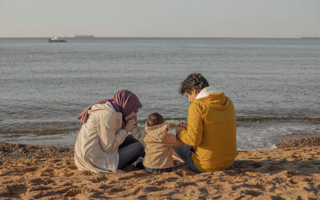 Junges Elternpaar ohne Anspruch auf Unterstützung